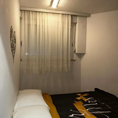 Apartman Fox Split Exterior photo